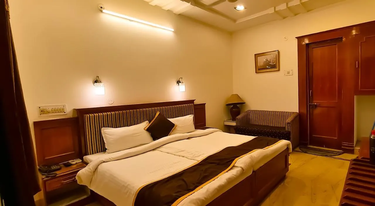 Hotel Kamal Nearest To Taj Mahal Agra