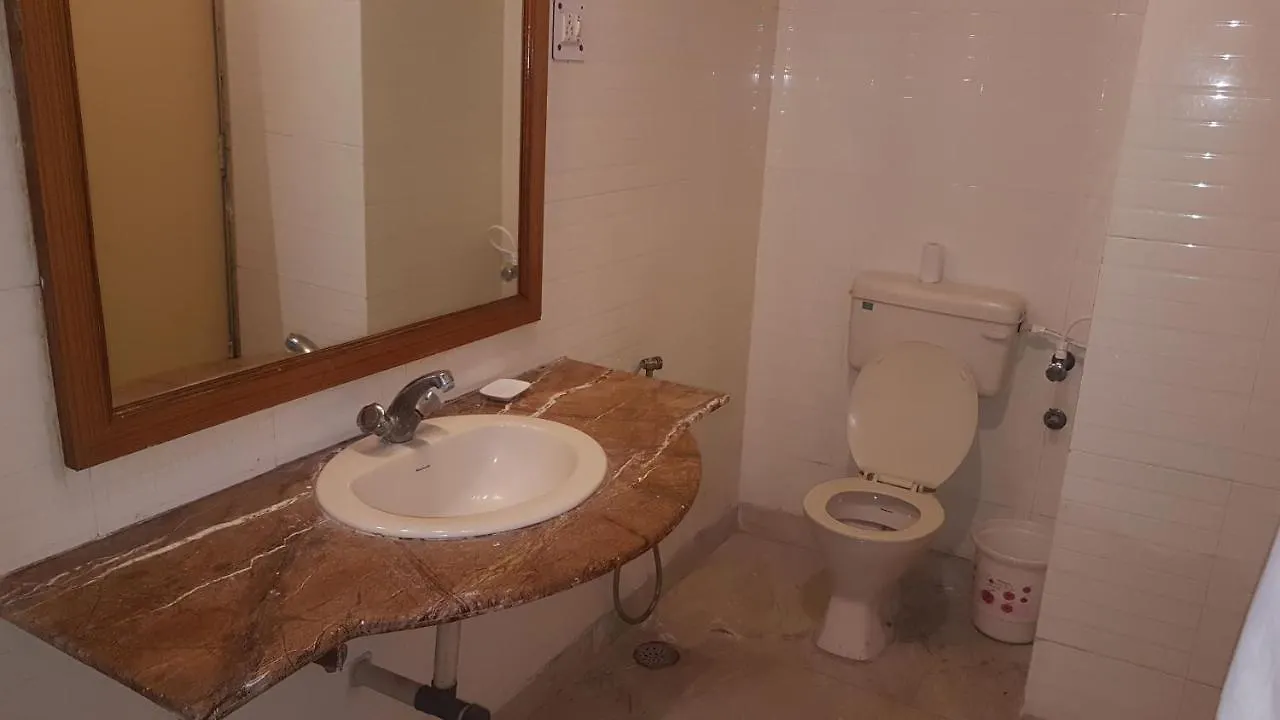 **  Hotel Kamal Nearest To Taj Mahal Agra  Indien