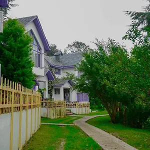oakwood-hamlet.shimlahotels.net/